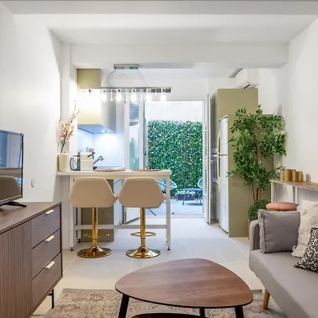 2 Bedroom Near Sea Appartement